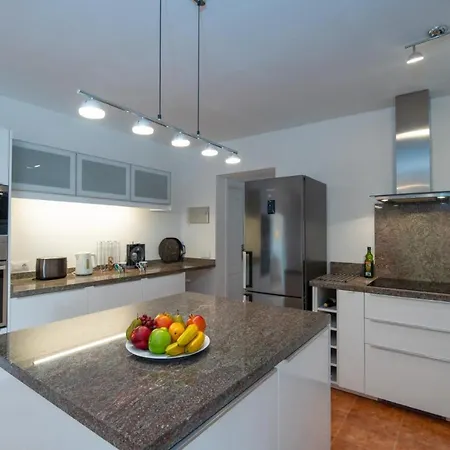 Sarita Sol By プラヤ・ブランカ